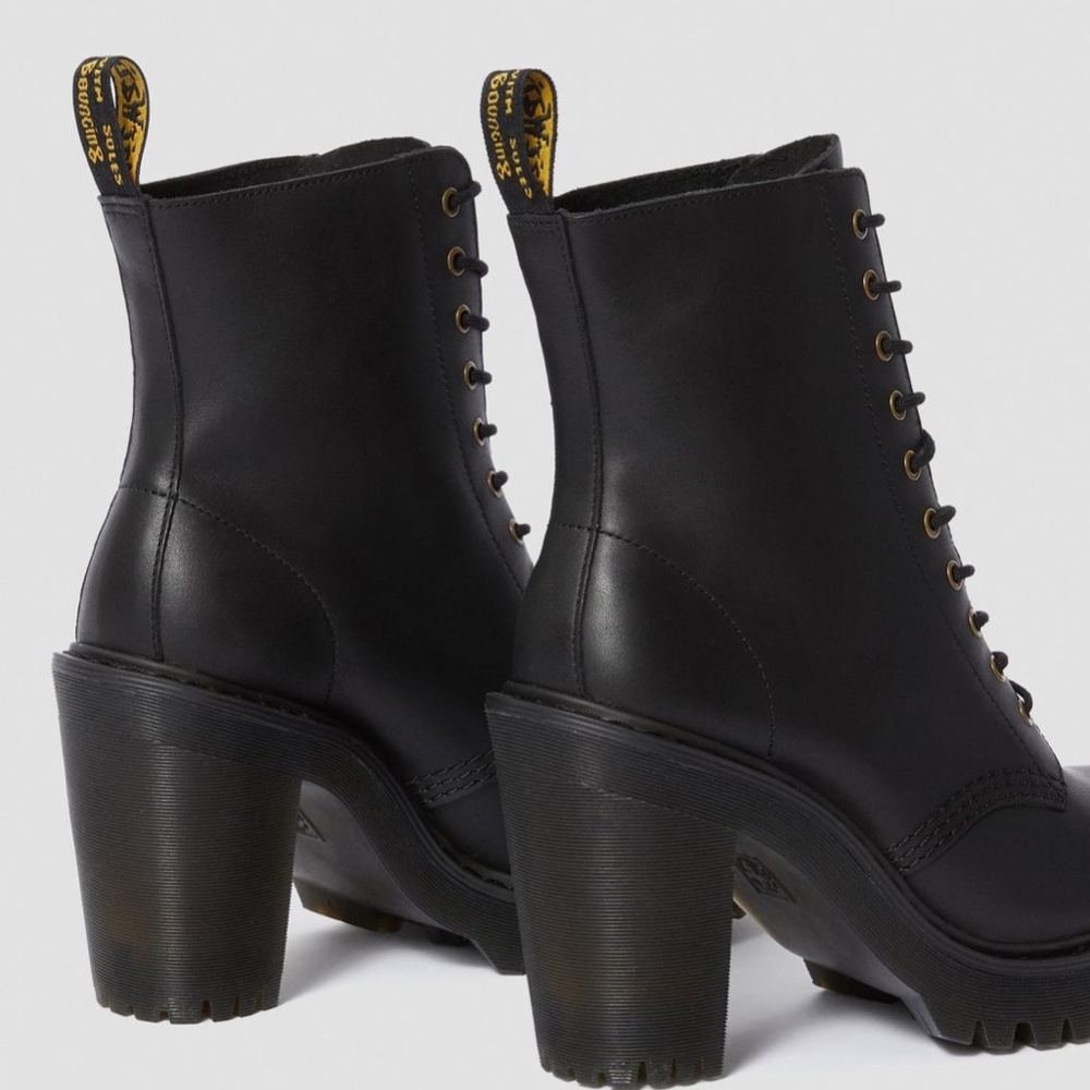Dr. Martens Women's Kendra 10-Eye Heel Platform Boots Black Leather US 8 RARE!! - Picture 5 of 7
